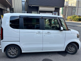 ★183号線沿い★当店は国道183号線沿いにございます!大通りに面しております!目の前にはバス停「西原」もございますので、お気軽にご来店ください(^^♪ニコニコレンタカーの看板が目印です!