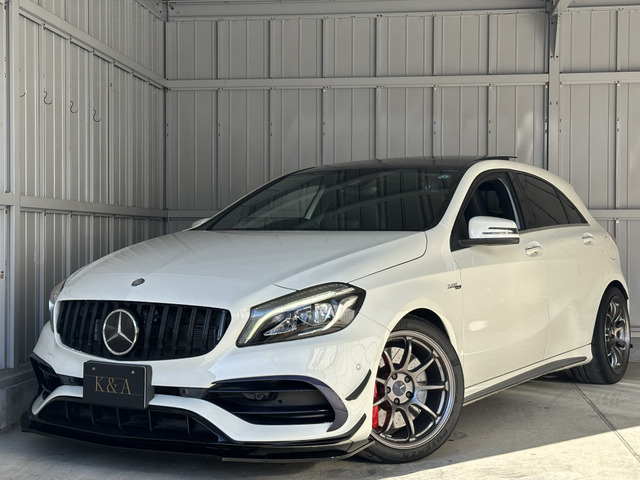 AクラスAMG A45 4マチック 4WD