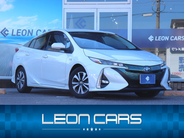 プリウスPHV1.8 Sワンオーナー セーフティセンス純正ナビ