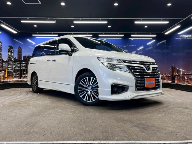 エルグランド 2.5 250ハイウェイスター 後期型 黒半革シート エアロ オットマン