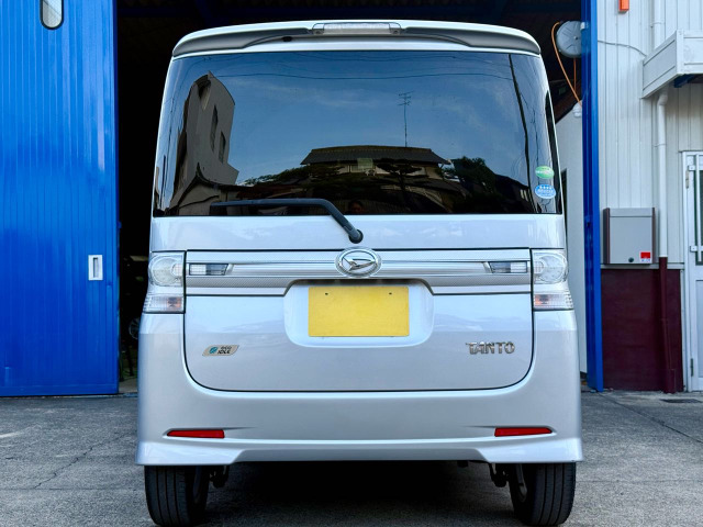 ダイハツ タントカスタム X 車検整備2年付 禁煙車 電動スライドドア の 