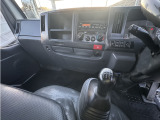 インパネ等:マニュアル6速です‼️HSA,アイドリングストップ,オートサイドミラー,フォグランプ,取扱書・記録簿ございます。エアコン調子です💨 🚛全国配送承ります🚛
