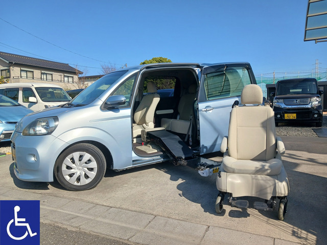 ポルテ1.5 Xサイドアクセス車Aタイプ 脱着シート仕様