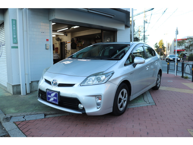 プリウス1.8 S1オーナーナビTV・バックカメラ・ETC