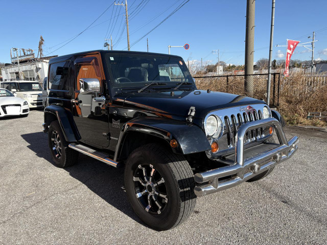 ラングラーブラック タイ エディション 4WD解放感満載 スタッドレス付