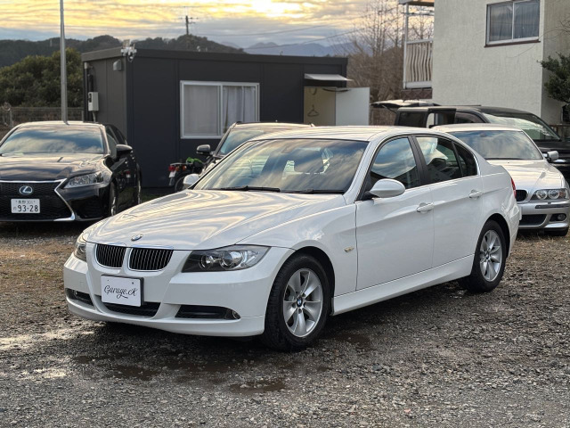 3シリーズセダン323i