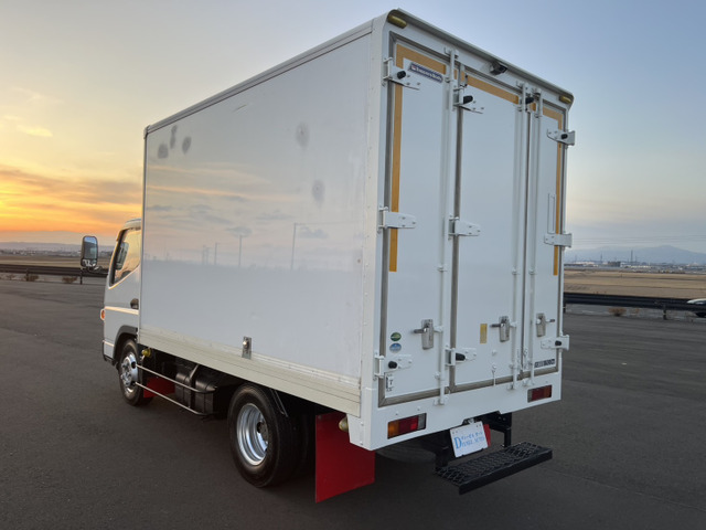 三菱 パネルバン 軽トラック ホワイト ミニキャブトラック・ホワイト