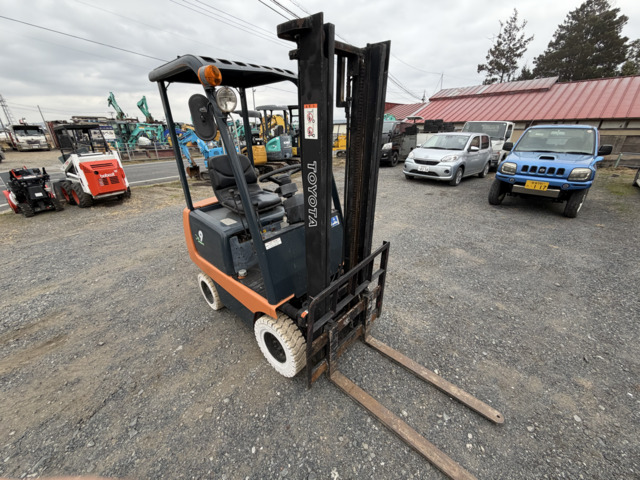 トヨタ /その他 トヨタ 宮城発 トヨタフォークリフト 0.9t の中古車