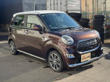 外装コーティングも行っております。専門スタッフが愛車をピカピカに仕上げさせていただきます。