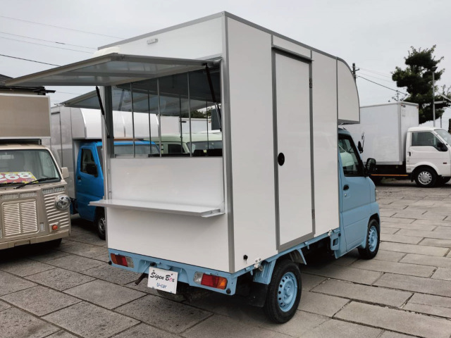 日産 NT100クリッパー DX キッチンカー 移動販売車 BOX新品 の中古車