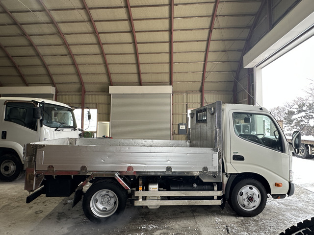 早急処分で値下げ！1979年劇中撮影使用車両トヨタダイナ実働車227000k錆少 トヨタ ダイナ 車検丸々1年付 下回り防錆塗装施工済 の中古車詳細