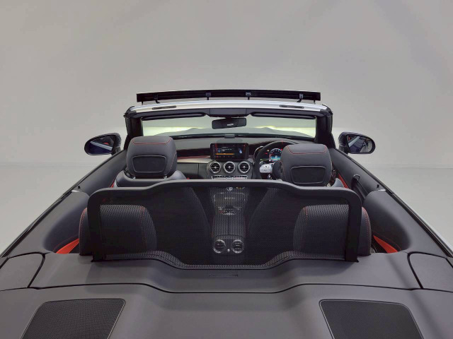 メルセデス・ベンツ Cクラスカブリオレ AMG C63 S の中古車詳細