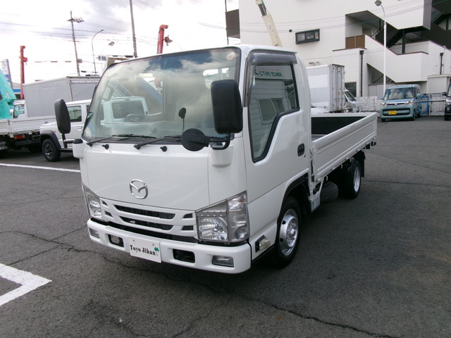 タイタン1.5t低床平ボディ 外装仕上げ済み