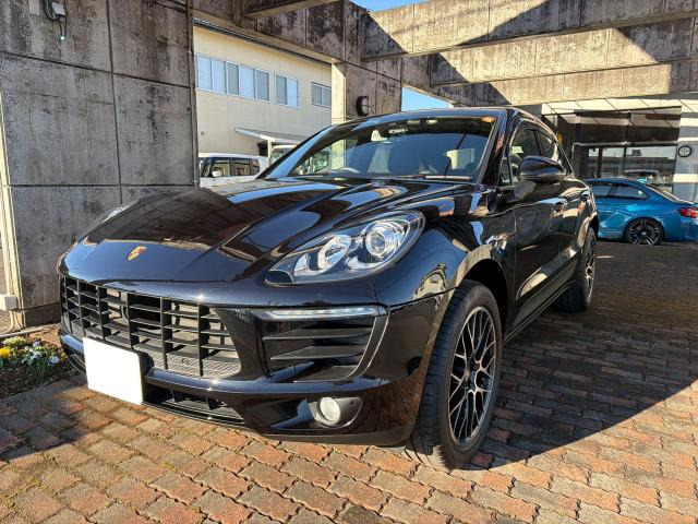 マカンPDK 4WDスポーツクロノパッケージ