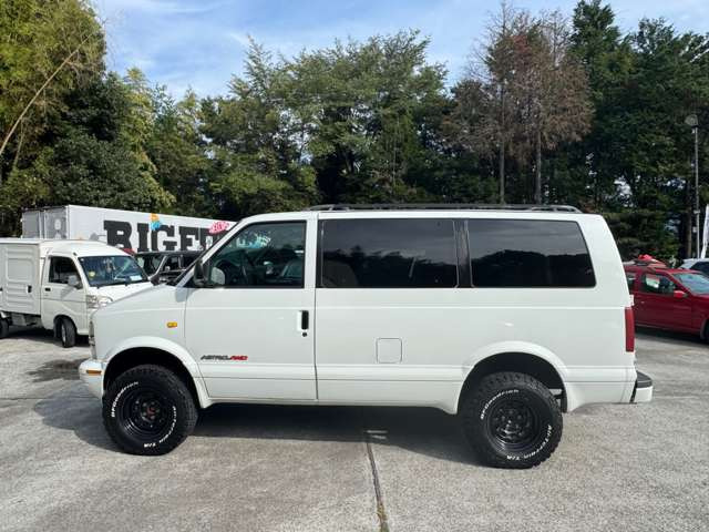 シボレー アストロ LT LT AWD リフトアップ 1ナンバー の中古車詳細
