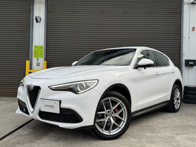 ステルヴィオファースト エディション 4WD純正20AW プレミアムレザーシート