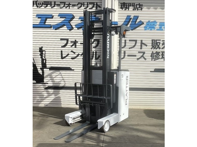 三菱ロジスネクスト 電動フォークリフト 4.0M0.9tハイマスト