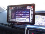 SDナビとTVが別に取り付けられています