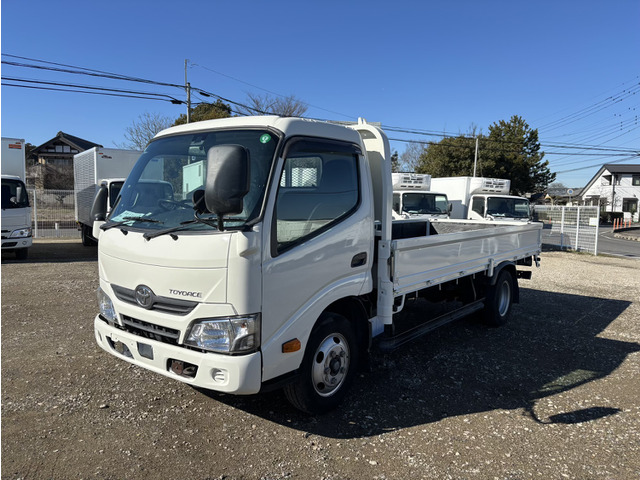 トヨエース  標準ロング平ボディー 積載3000kg