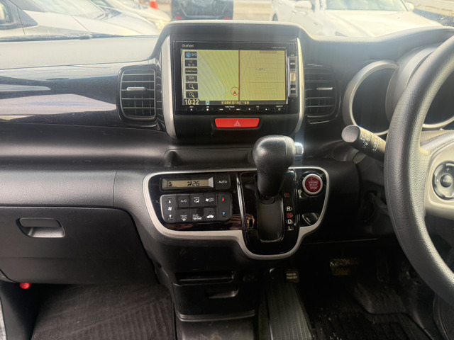 ホンダ N-BOX G Lパッケージ 4WD 車検2年 点検整備・保証付 の中古車