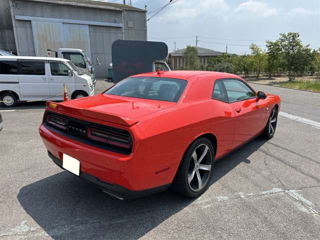 ダッジ チャレンジャー R/T の中古車詳細 (20,000km, ゴーマンゴー