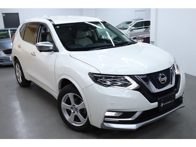 エクストレイル2.0 モード・プレミア ハイコントラスト インテリア