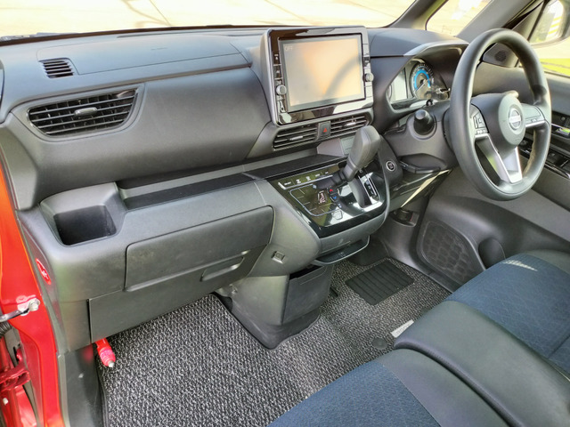日産 ルークス ハイウェイスターX 衝突軽減/全方位カメラ/大型ナビ/電