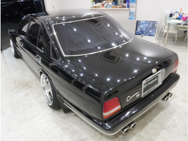 日産 シーマ 4.1 リミテッド V8エンジン 車高調 シル足 の中古車詳細