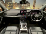 Q5 2.0 TFSI クワトロ スポーツ 4WD 