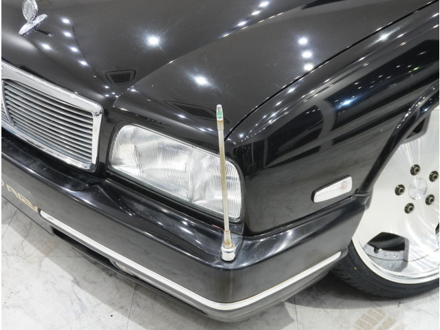 日産 シーマ 4.1 リミテッド V8エンジン 車高調 シル足 の中古車詳細