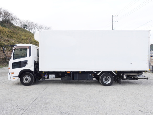 UDトラックス コンドル 冷蔵冷凍車 パワーゲートワイド低温冷蔵冷凍 の 