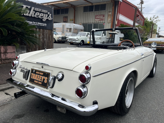 美品！ハードトップ　SR311　SRL311　SP311　SPL311　日産　ダットサン 日産 日産 ダットサン フェアレディSR311 ハードトップの中古車