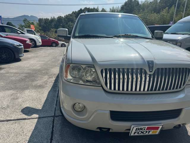 リンカーン ナビゲーター 左ハンドル4WD の中古車詳細 (走行距離不明