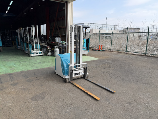 トヨタL&F ウォーキー 2.5m 500kg ウォーキーリフト