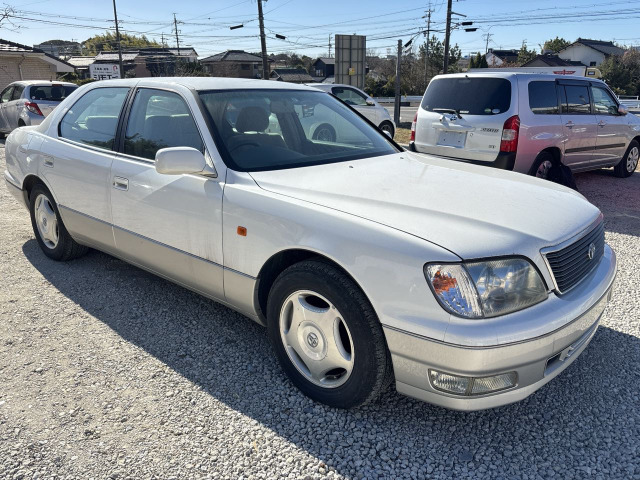 セルシオ4.0 C仕様ワンオーナー 走行距離2.47万キロ