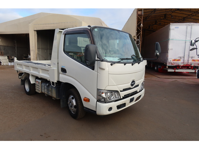 デュトロ 低床ダンプ積載1950kg