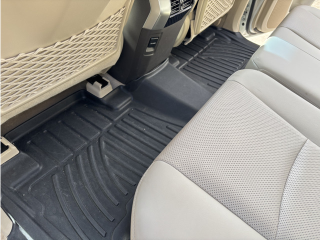 トヨタ ランドクルーザープラド 2.7 TX Lパッケージ 4WD ベージュ革