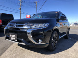 【中古車情報】三菱 アウトランダーPHEV 2.0 G セイフティパッケージ 4WD 純正ナビ フルセグ 全方位カメラ の中古車詳細（走行距離：7.6万km、カラー：アメジストブラックパール、販売地域：千葉県市原市岩野見）