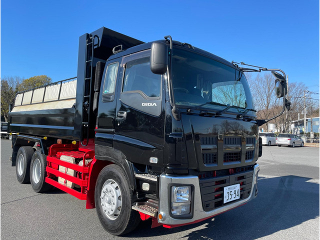 いすゞ ギガ 平成27年☆ギガ☆ダンプ☆530*230 の中古車詳細 (706,930