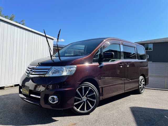 セレナ2.0 ハイウェイスター1オーナー両側電動スライド Wサンルーフ