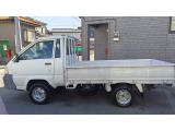 26年以上の中古車輸出実績を持つ当店で、安心してお取引ください。