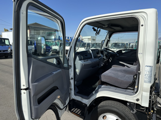 三菱ふそう キャンター アルミバン 2tトラック ロングボディ の中古車 三菱ふそう キャンター アルミバン 2tトラック ロングボディ の中古車
