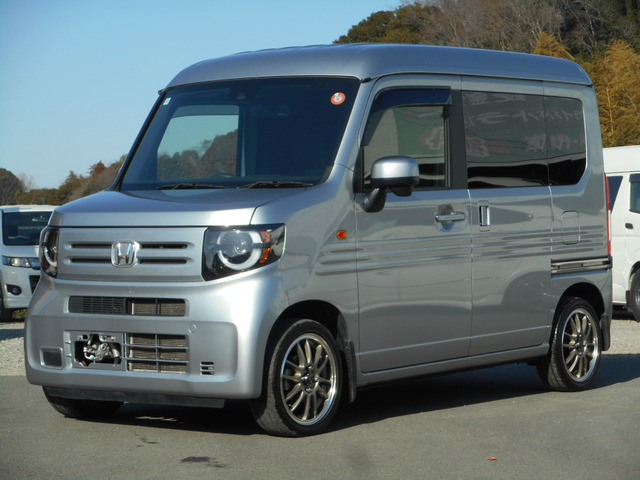 N-VAN L 6速・純正ナビ・バックカメラ・社外15