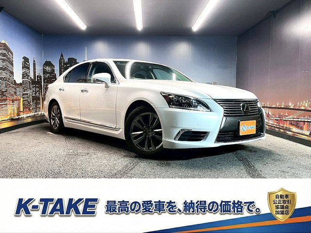 LS460 バージョンL後期型 サンルーフ 黒本革シート