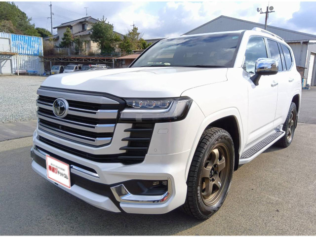 トヨタ ランドクルーザー300 3.3 ZX ディーゼル 4WD の中古車詳細