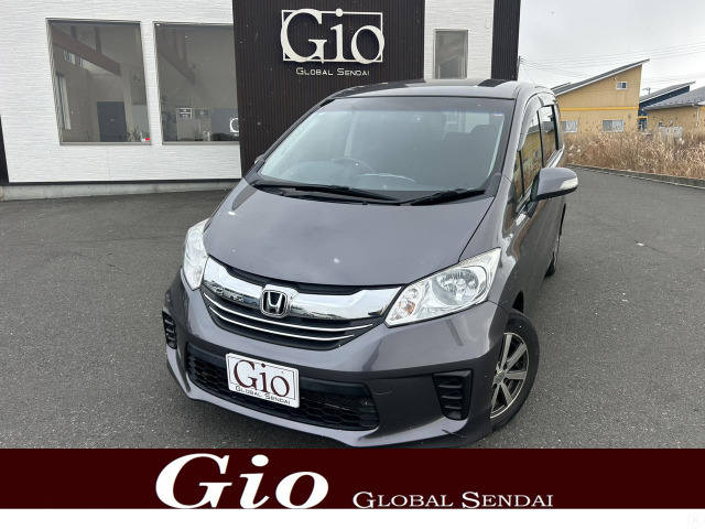 フリード 1.5 G ジャストセレクション 後期型 純正ナビ・Bカメラ スマートキー