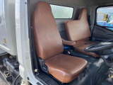 運転席シートカバー装着車!目立つ破れございません!