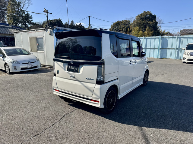 誰でも車がローンで買えます。R9AUTOの自社ローンは他社でローンが通らなかった方でもOK!自社審査で即日回答!金利0%!分割手数料なし!保証人不要!最長84回まで分割OK!