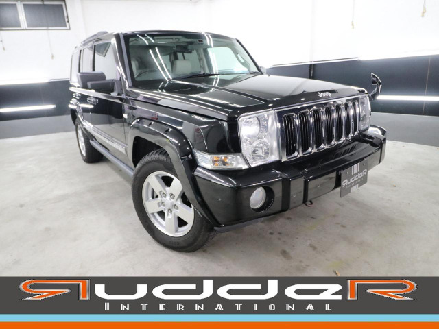 コマンダー4.7 リミテッド 4WDベージュレザー 社外ナビ