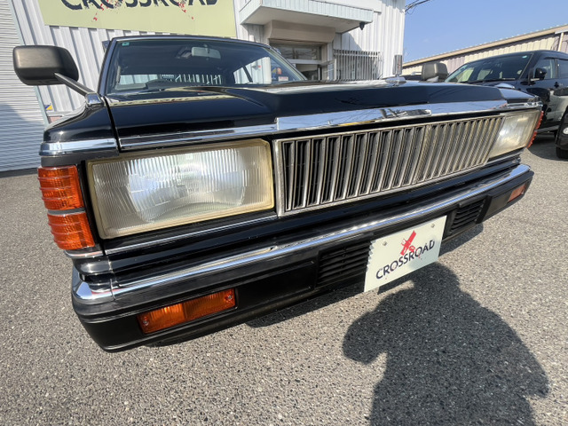 福岡市東区引き取り希望、近隣配送可　20インチ シルバー/ブラック 日産 セドリック 2.0 SGL 修復歴無し車両 フルノーマル車両 の中古車